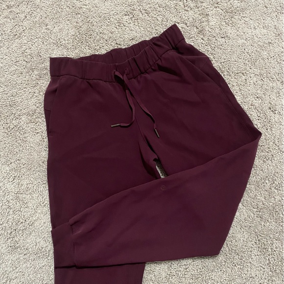 Maroon Lululemon joggers - Picture 1 of 4